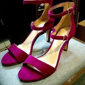 Antonio Melani Heels 👠